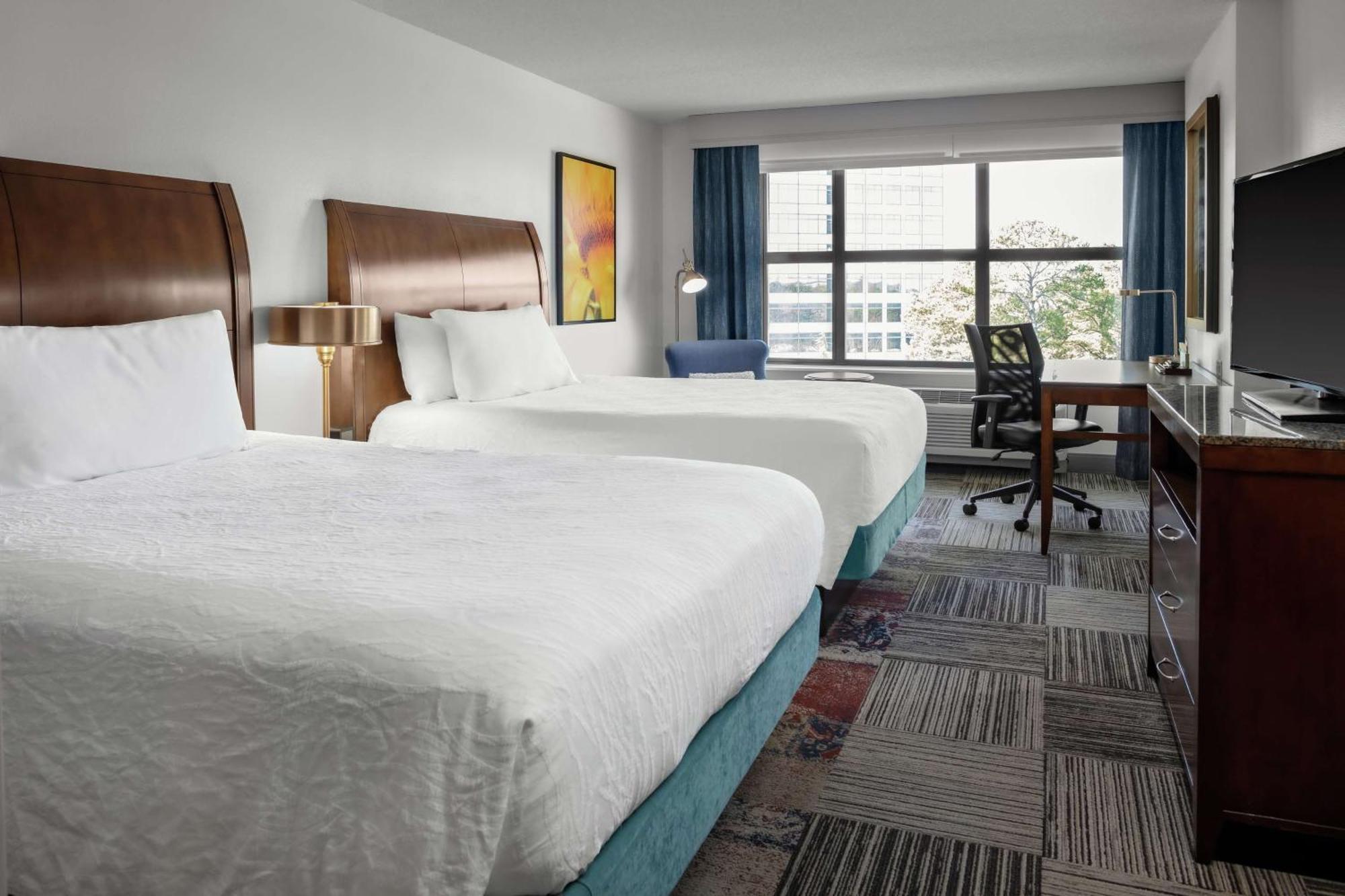Hilton Garden Inn Atlanta Perimeter Center Данвуди Экстерьер фото