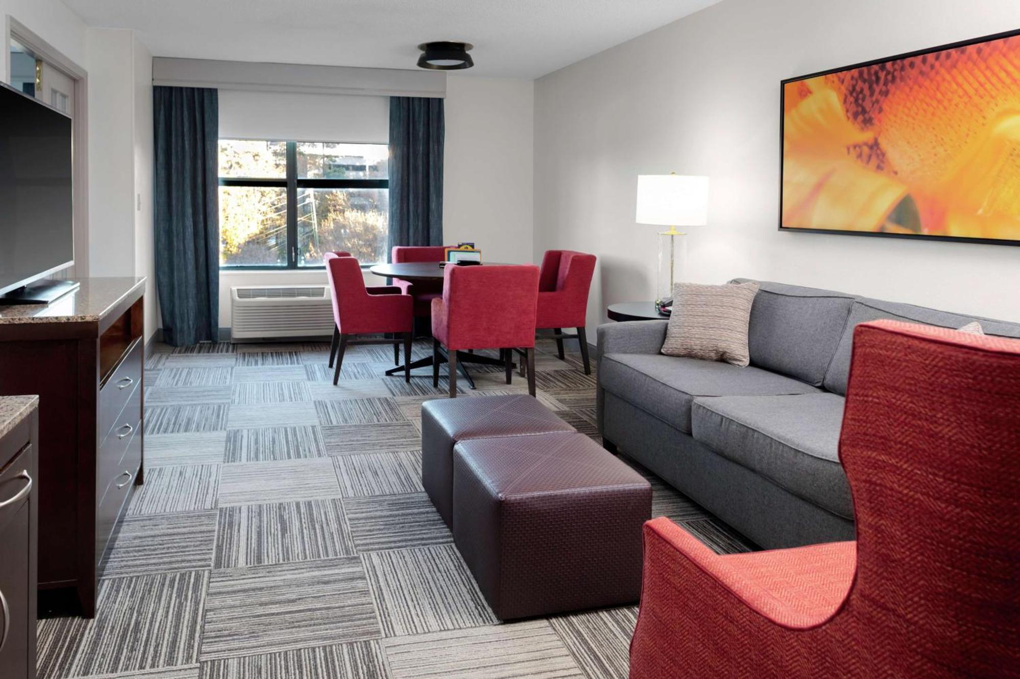 Hilton Garden Inn Atlanta Perimeter Center Данвуди Экстерьер фото