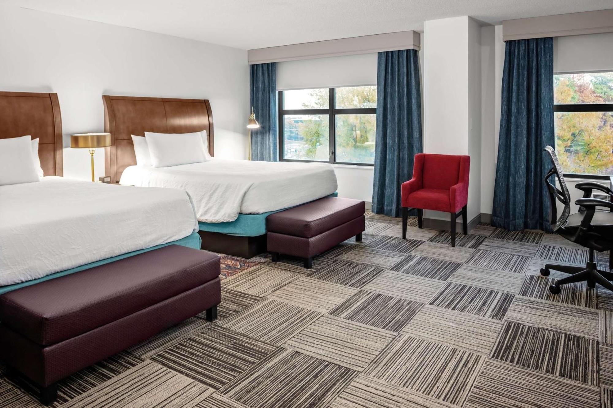 Hilton Garden Inn Atlanta Perimeter Center Данвуди Экстерьер фото