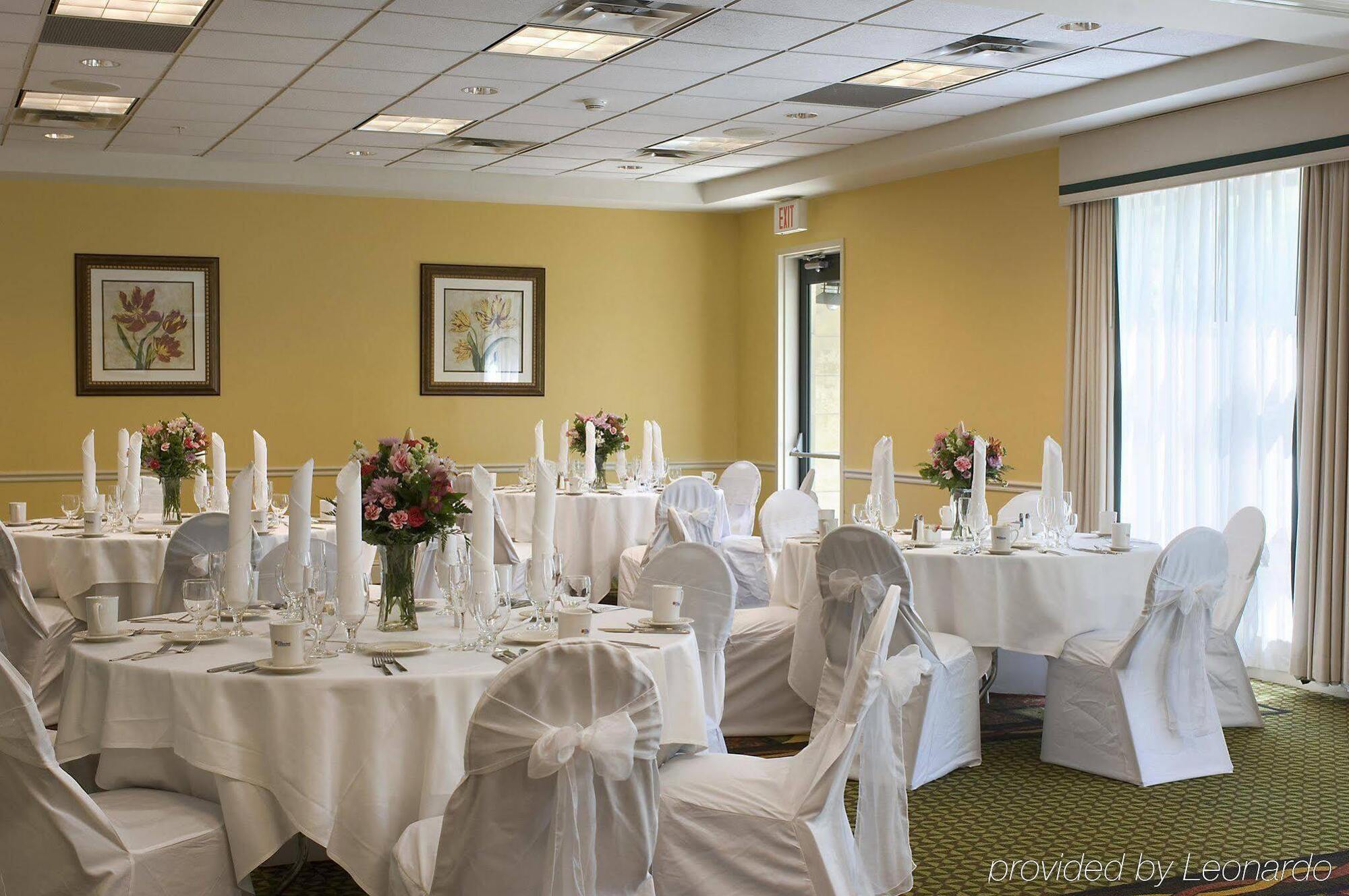 Hilton Garden Inn Atlanta Perimeter Center Данвуди Экстерьер фото